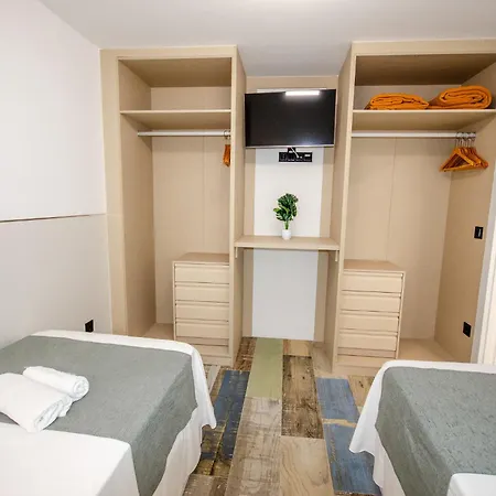 Apartmán Emalco 1-8 Centro *